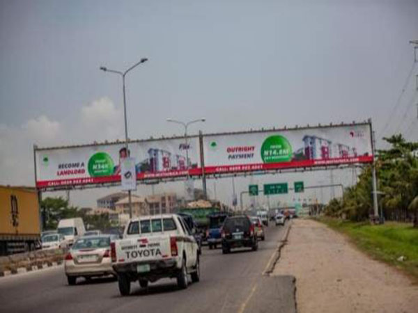 Double Face Full Gantry Between 1st and 2nd Roundabout V.I, Lagos 1 Double Face Full Gantry Between 1st And 2nd Roundabout V.I, Lagos