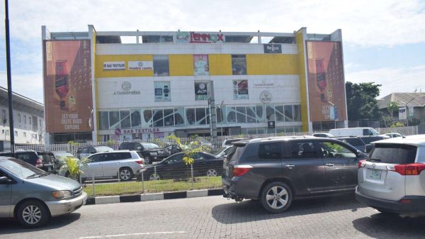 Twin Wall Drape By Lennox Mall Victoria Island, Lagos