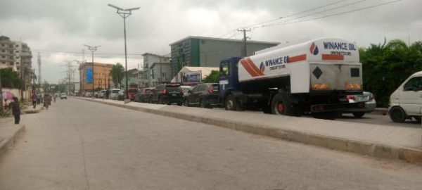 Lamppole Along Akiogun Road Ftt Lekki Epe Expressway, Vi,Lagos - Image 2