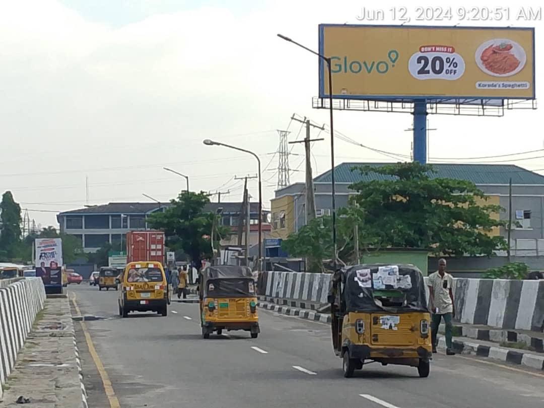 Double Face Unipole Billboard in Bode Thomas ,police station by Babs Animashahum, Surulere, Lagos. 1 Double Face Unipole Billboard in Bode Thomas ,police station by Babs Animashahum, Surulere, Lagos.