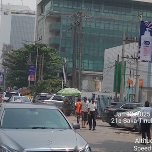 Lamppoles Saka Tinubu, Lagos