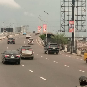 Lamppoles Adekunle Inwards 3rd Mainland Bridge (Side poles), Lagos